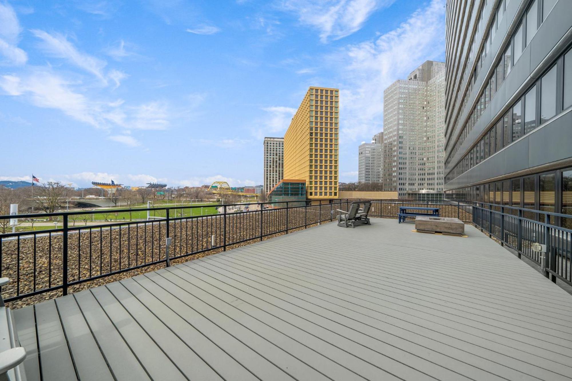 Vibrant Luxury Prime Location 24-7 Onsite Parking Gym Lounge Pittsburgh Exterior foto